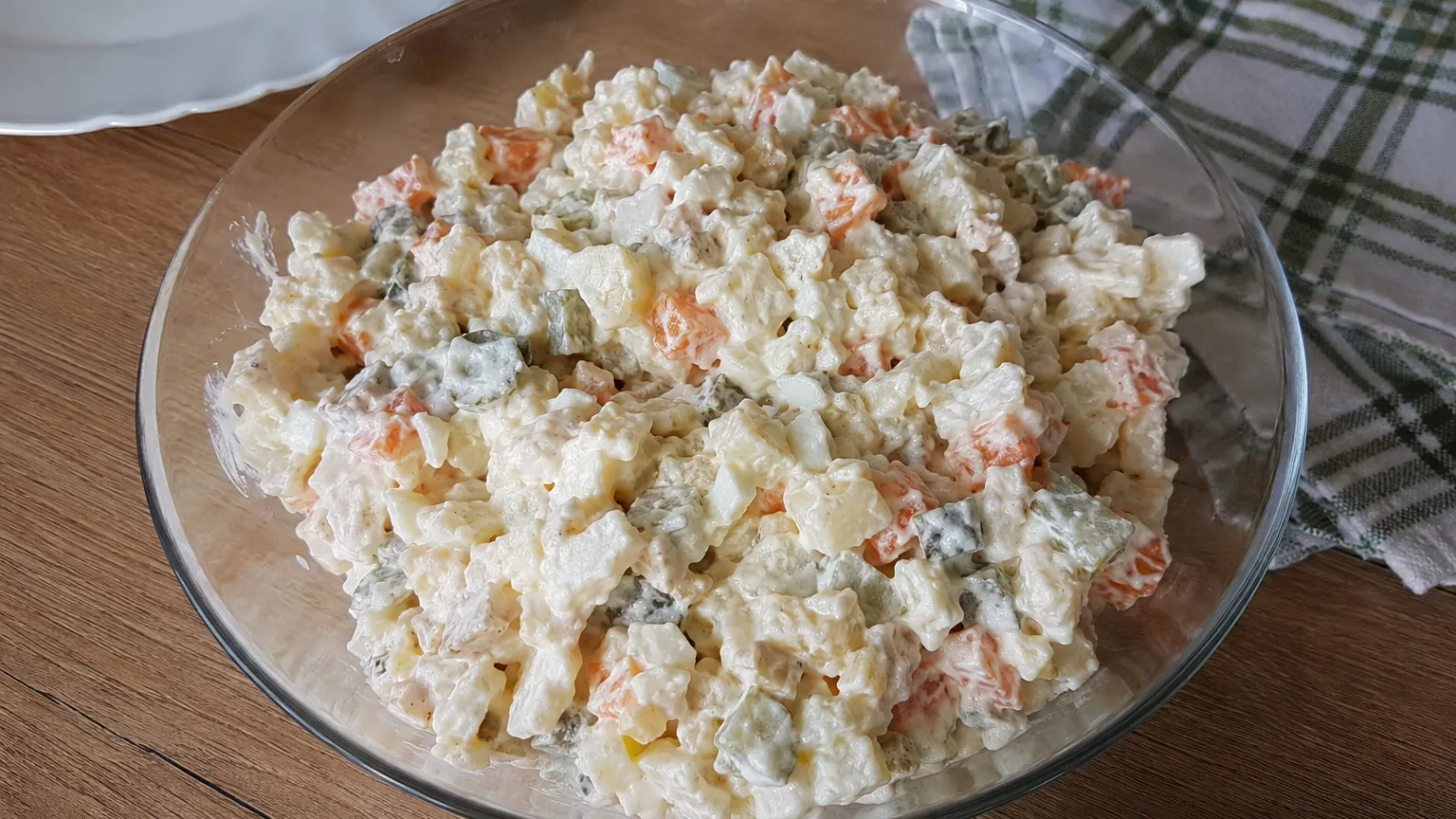 Domáci rybací šalát v majonéze